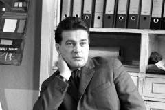 VÁLEK / PREDSTAVENIE SA PRESÚVA NA 3.5. (18:00)