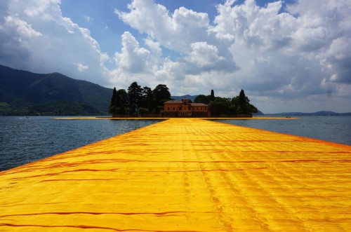 CHRISTO: CHôDZA PO VODE