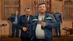 KEBY RADŠEJ HORELO / premiéra